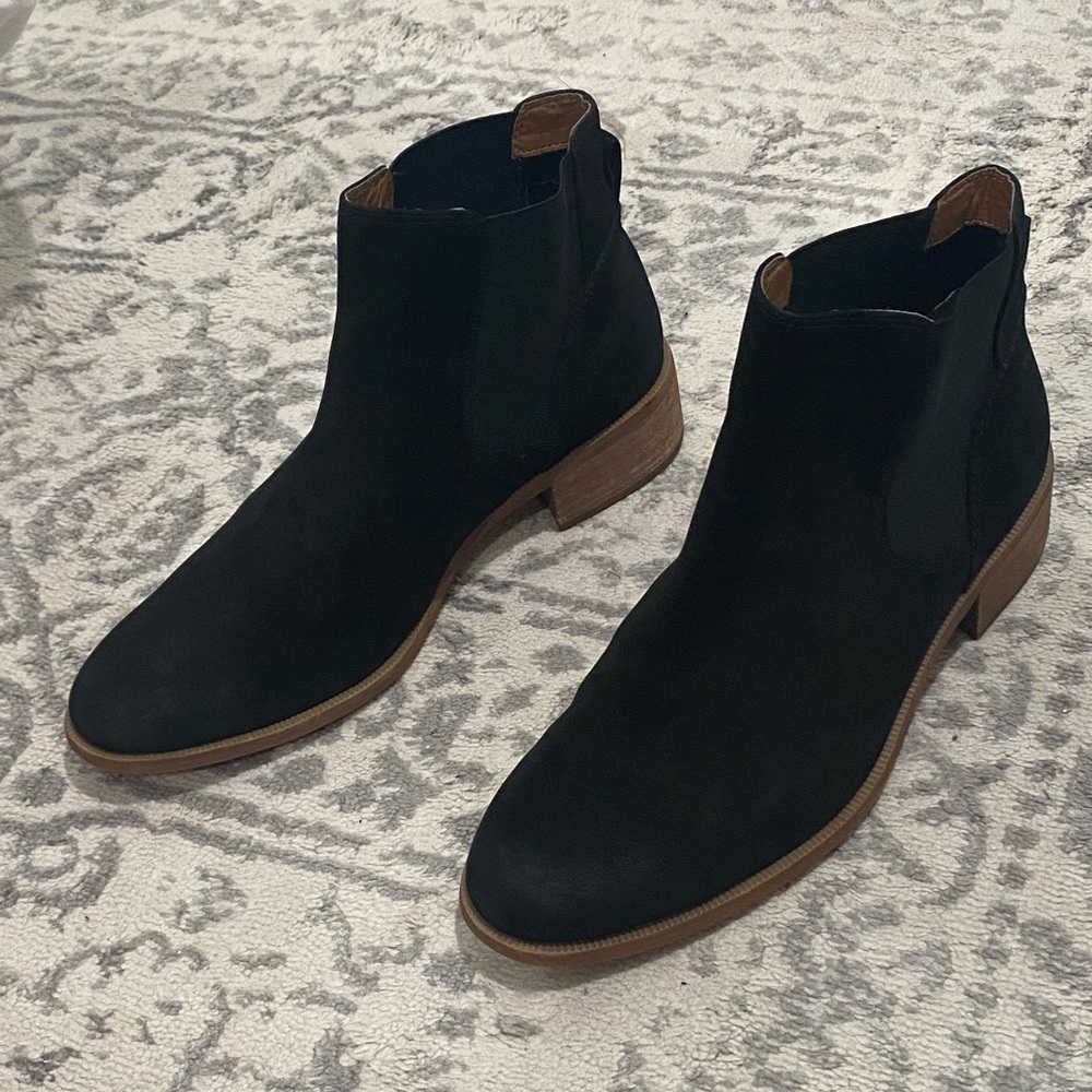 Caslon Black Booties - Size 9.5